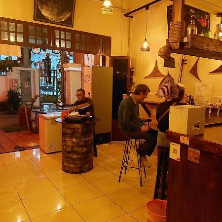 Peri Evi Hostel Phnom Penh Bassac Lane Eksteriør bilde