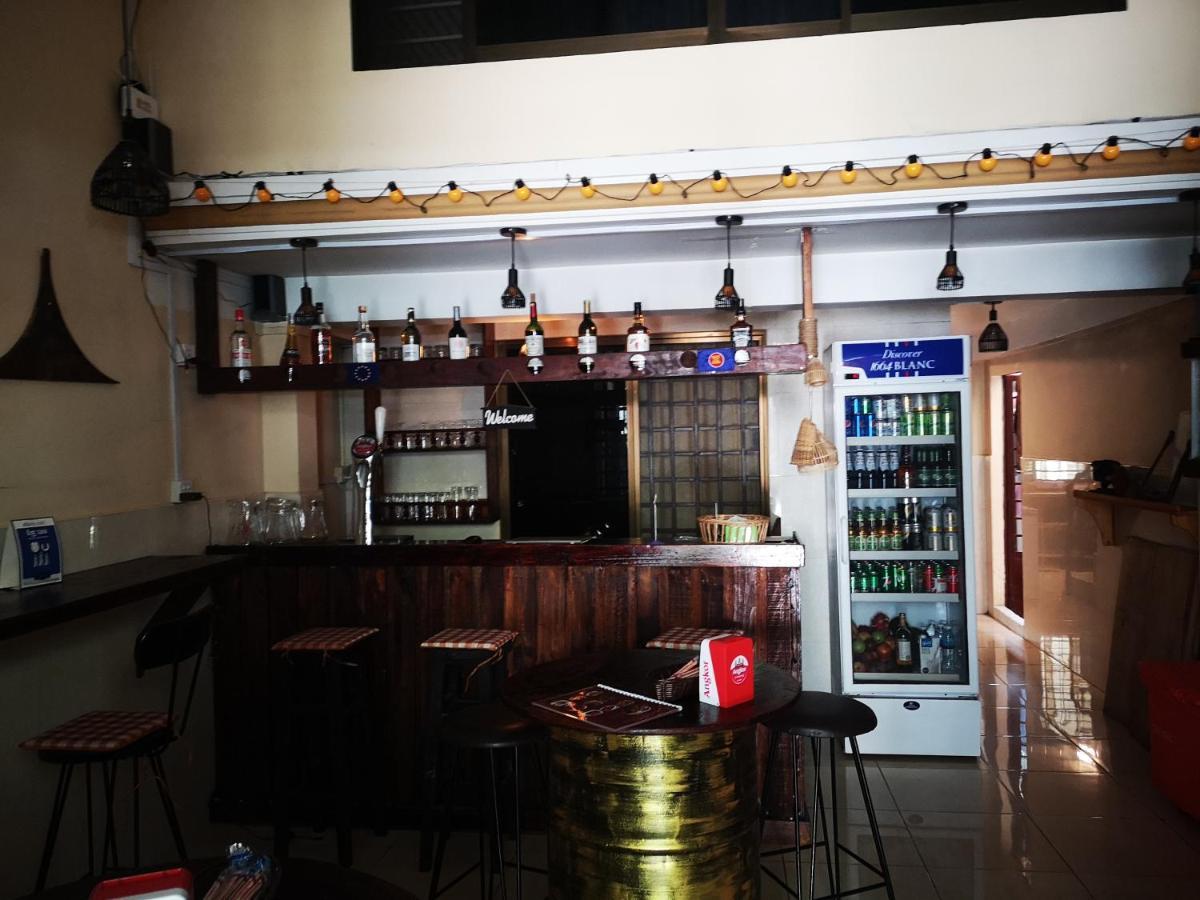Peri Evi Hostel Phnom Penh Bassac Lane Eksteriør bilde