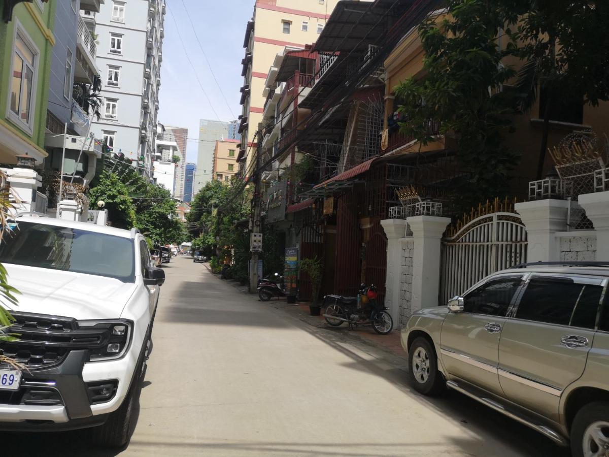 Peri Evi Hostel Phnom Penh Bassac Lane Eksteriør bilde