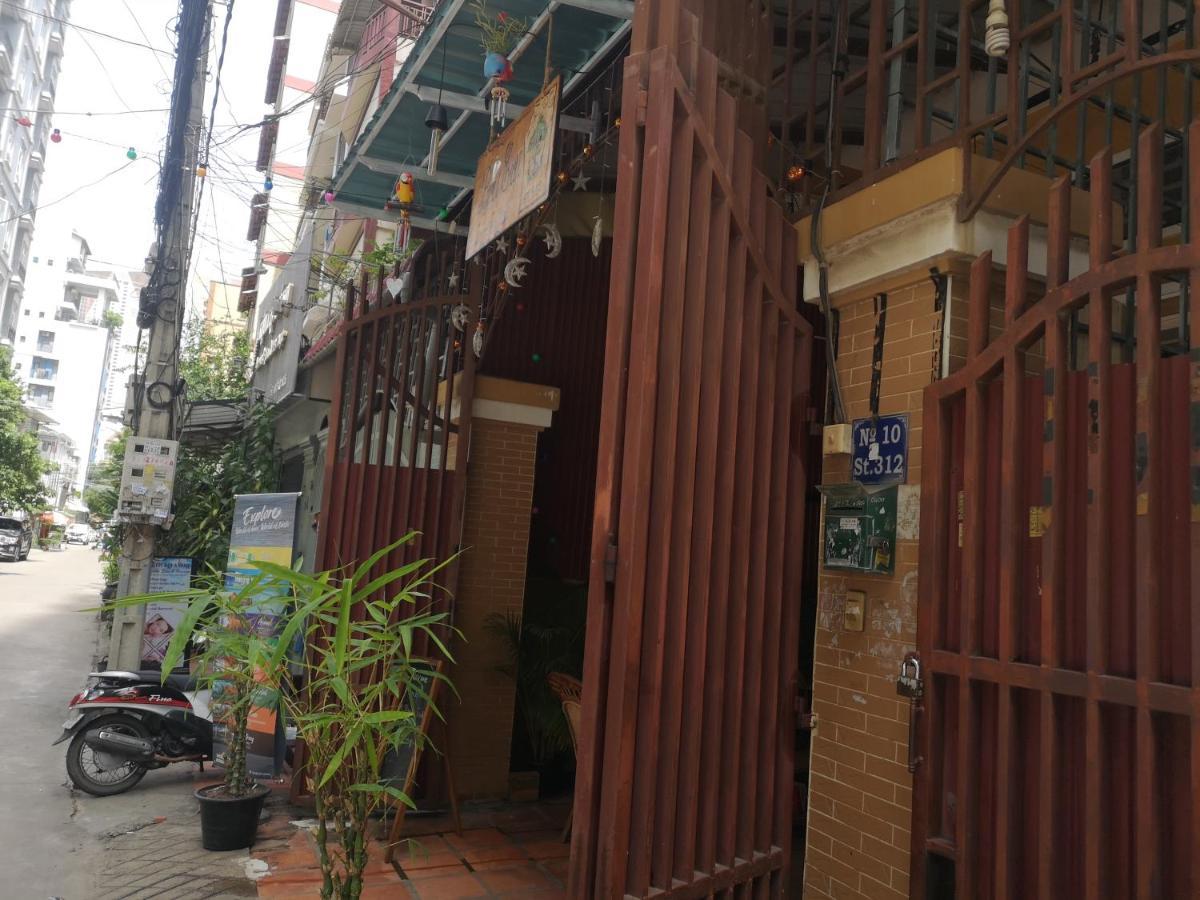 Peri Evi Hostel Phnom Penh Bassac Lane Eksteriør bilde