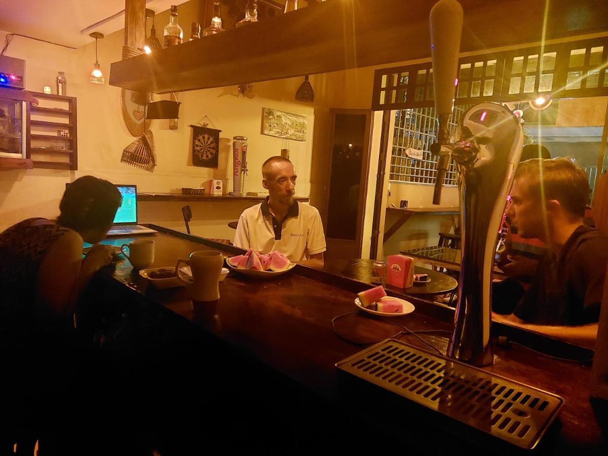 Peri Evi Hostel Phnom Penh Bassac Lane Eksteriør bilde